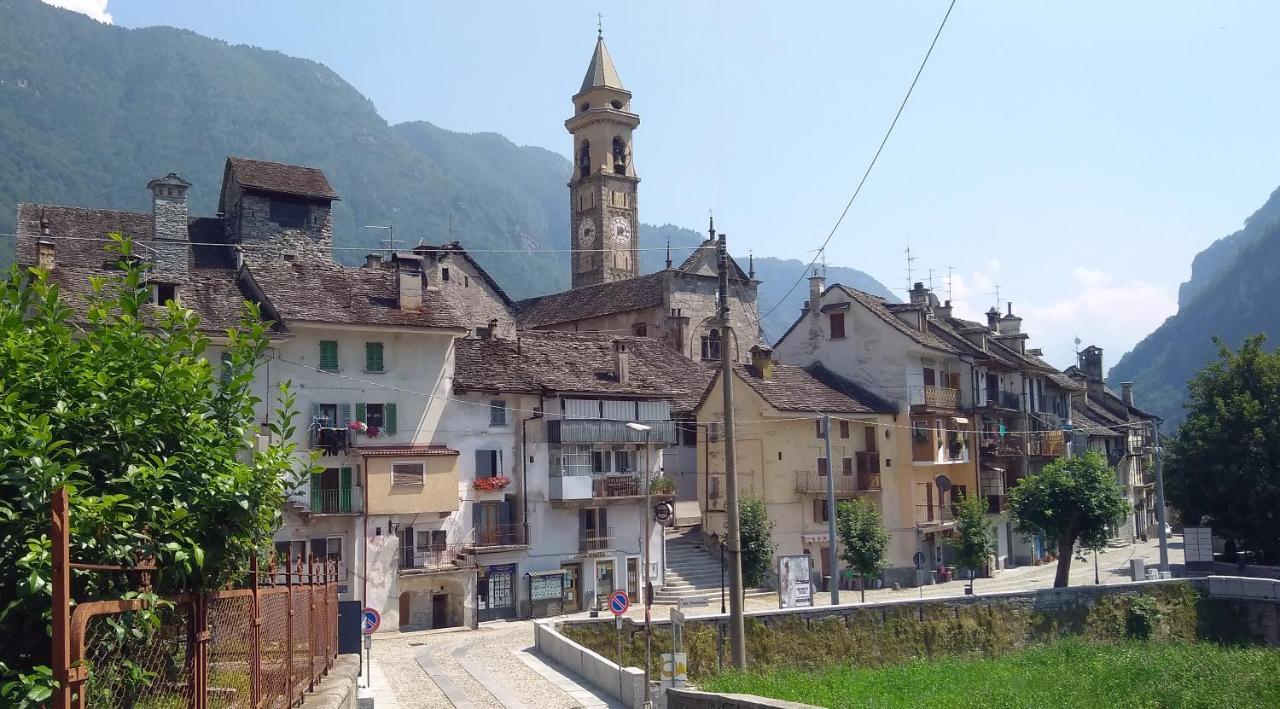 B&B Chalet Il Picchio Varzo Zewnętrze zdjęcie