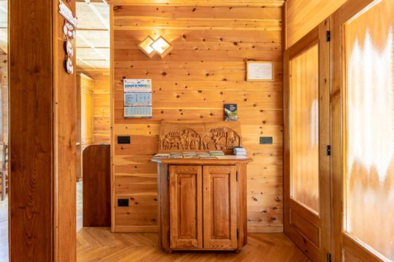 B&B Chalet Il Picchio Varzo Zewnętrze zdjęcie